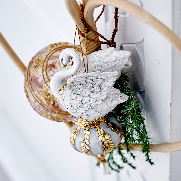 【Bloomingville】 樹脂オーナメント 白鳥