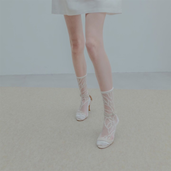 【2nd PALETTE】クルー丈 シースルーオーガニックコットンソックス white_leaf