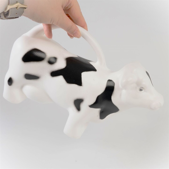 【EsschertDesign】cow ジョウロ