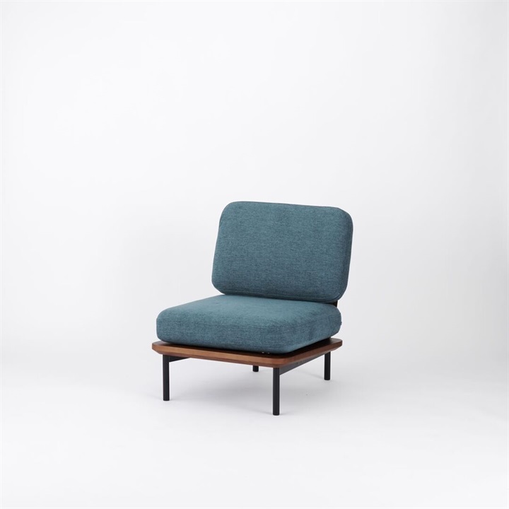 【ENEN】KUUM Sofa 1 seater - Steel Frame/Brown - 座面硬さ：やや柔らかめ