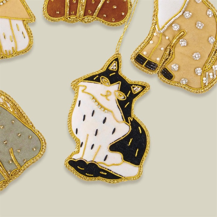 【ANDPACKABLE(R)】ザリ刺繍 オーナメント