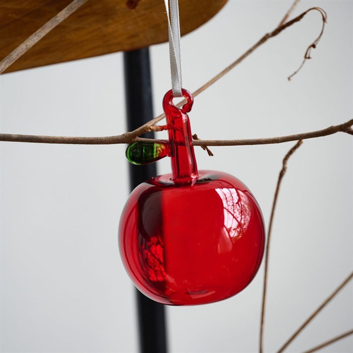 【shesay】ガラスのオーナメント りんご