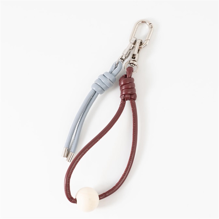 【ADAPTOLL is...】AO PUハンドストラップチャーム