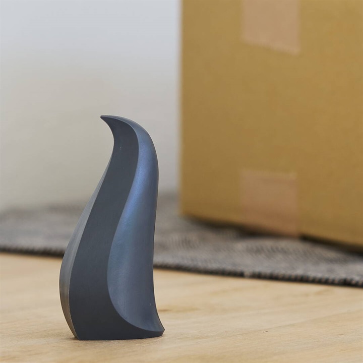 【＋d】Penguin Carton Opener