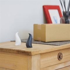 【＋d】Penguin Carton Opener