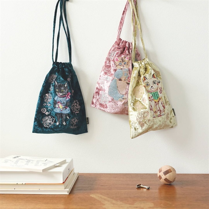 【Nathalie Lete】Velour Drawstring pouch cat ベロア巾着ポーチ(Black cat)