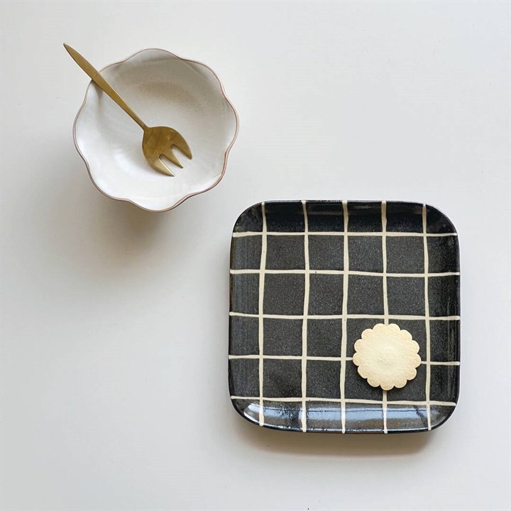 【KANESAN1893】Koshi 角皿 プレート 17cm 美濃焼