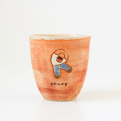 【AOBA POTTERY】 カップ yummy アルファベットくん