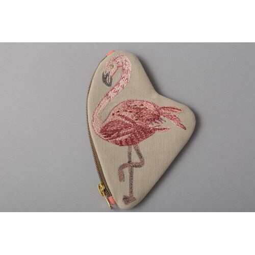 【artipur COTTAGE】 ポーチ フラミンゴ刺繍 M26ー1888