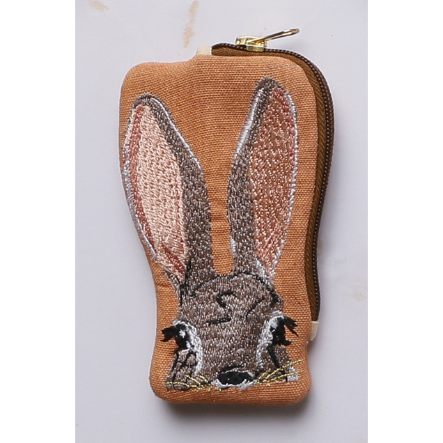 【artipur COTTAGE】 ポーチ ダイカット うさぎ刺繍ポーチ