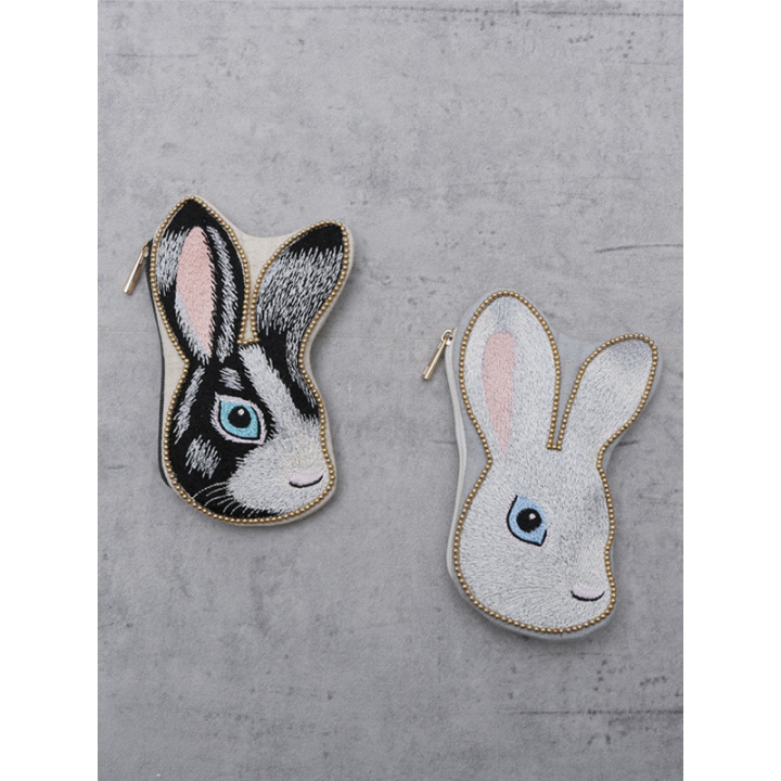 【artipur COTTAGE】 ポーチ うさぎ刺繍ポーチ M42ー2009