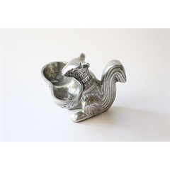 【HERE by DETAIL】 SQUIRREL & NUTS 小物入れ Silver