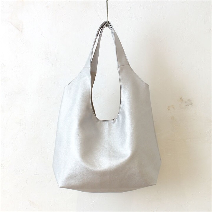 SOBIA ソフトラウンド軽量トートバッグ