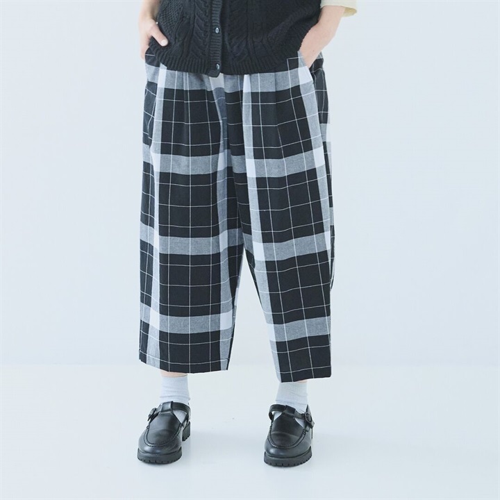 【Cloudnine】先染めコットン8分丈バルーンパンツ