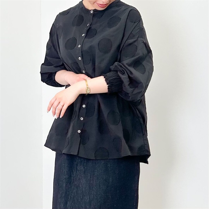 【：YURK Geniet van】シャーリングスリーブ長袖シャツ