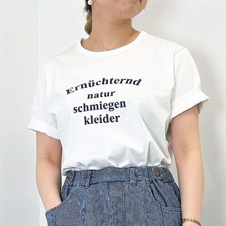 【nofl】ロゴプリントクルーネック半袖Tシャツ