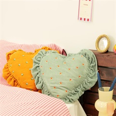 【Casselini HOME】ハートフリルクッション