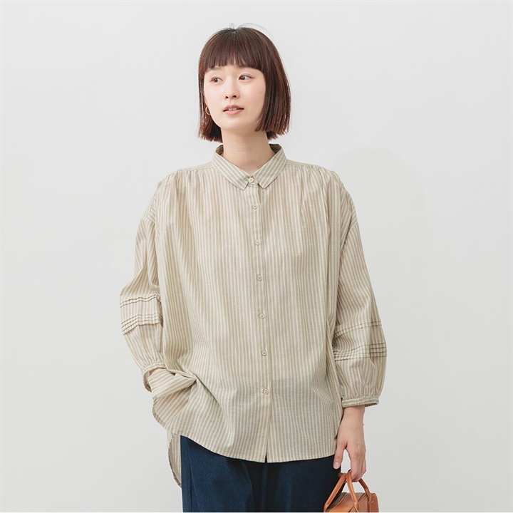 【M.M.O】袖ピンタック入り長袖前開きブラウス