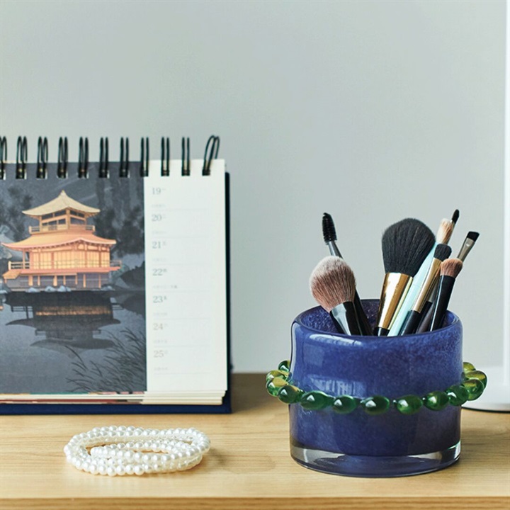 【Lib Curate】The Grainy Canister
