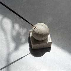 【amabro】STONE INCENSE HOLDER(Travertine Gray)
