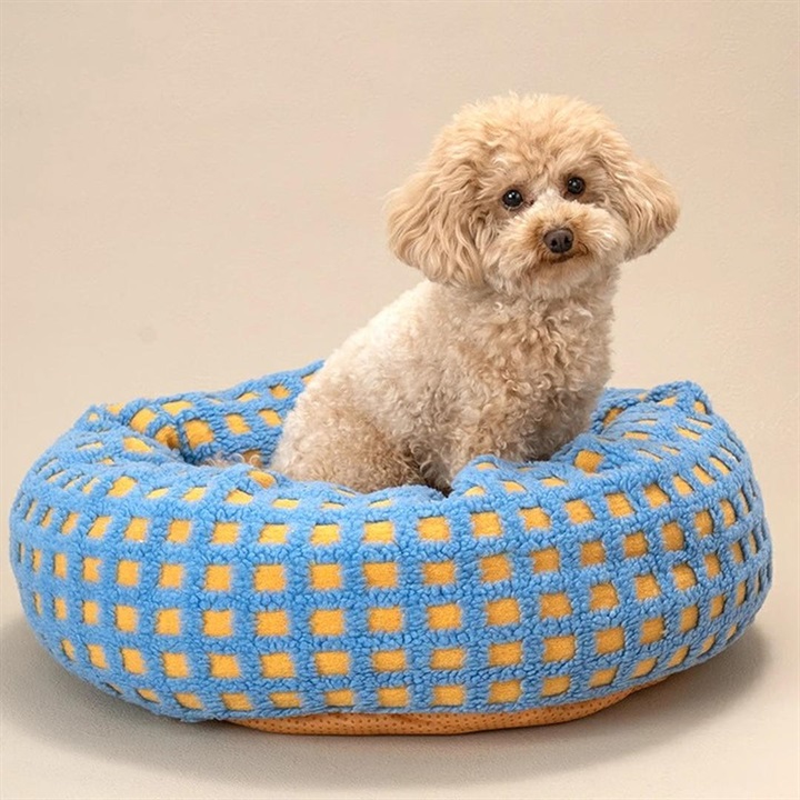 チェック柄ラウンドベッド