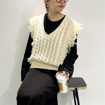 【choette】フリンジニットベスト