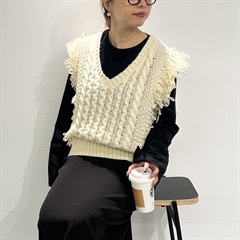 【choette】フリンジニットベスト