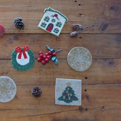 クリスマスガラスビーズコースター