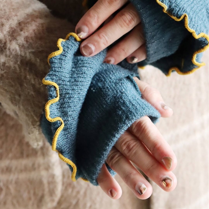 【KIVISDOU】チューリップフリル ハンドウォーマー