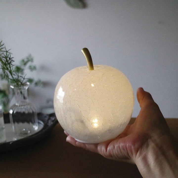 LUMO Apple Lamp