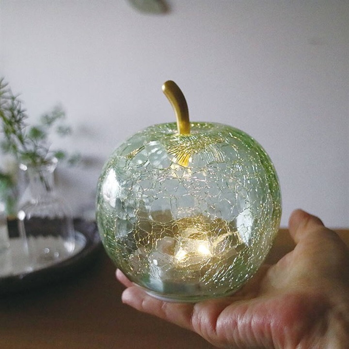 LUMO Apple Lamp