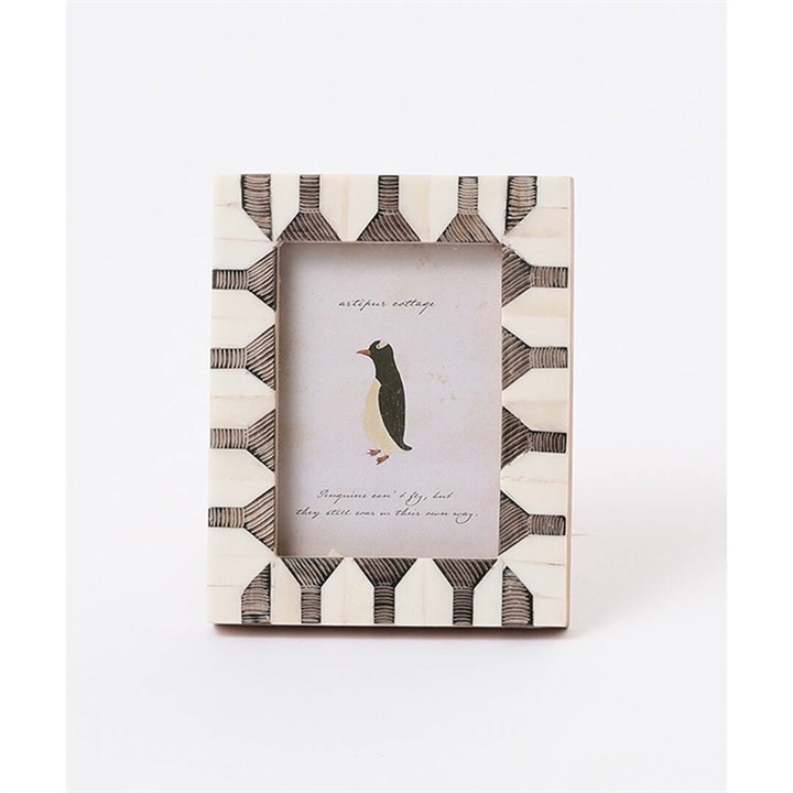 【artipur COTTAGE】ボーンフォトフレーム 	モノトーン