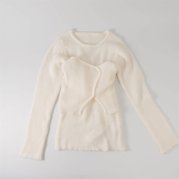 【en haut】フワかる ニットプルオーバー×ビスチェセット