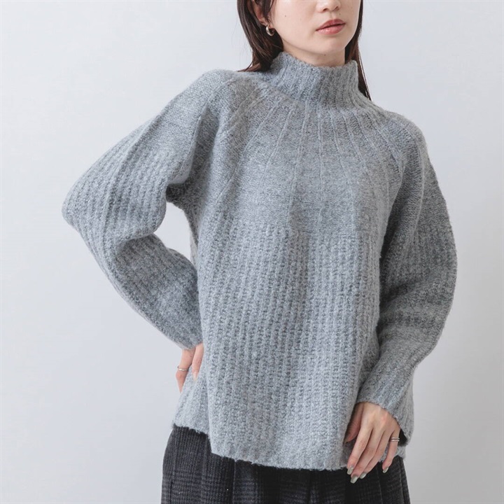 【M.M.O】求心柄 長袖ニットプルオーバー