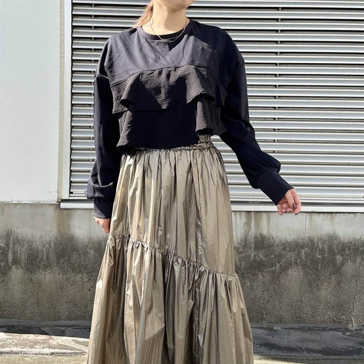 【hunch】2WAYフリルコンシャンスデザイン 長袖カットソー