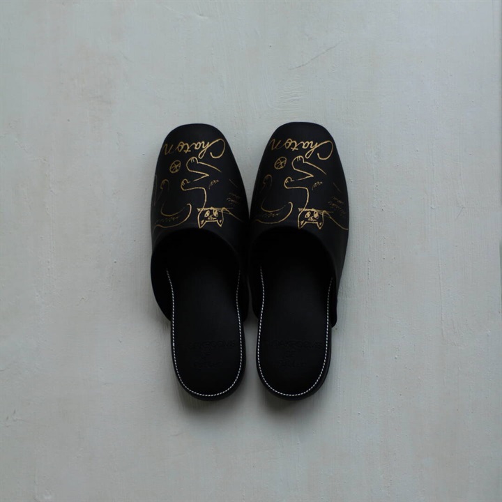 CLOAKROOMS OF.Fuller yam yam CHATON PANTOUFLE スリッパ