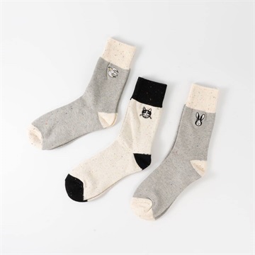 【＋HAyU】アニマル刺繍ソックス