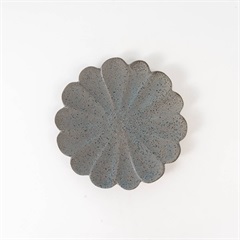 hana花 野花 プレート 16cm 美濃焼(サンドブラック)