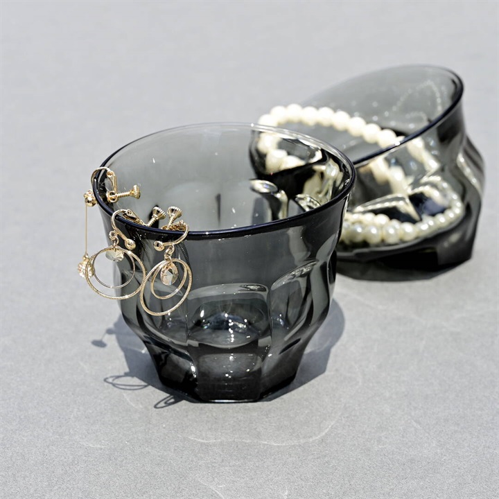 【ENSEMBLE】「アートなグラスで特別な一杯を」 TIPSY 変形グラス 2個セット