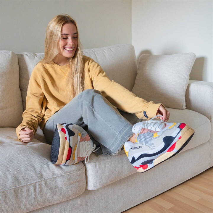 【FLAMINGUEO】「お家の中でもファッショナブルに」ジャイアント ホームシューズ Giant Home Shoes