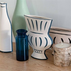 アートのようなフラワーベース(WH)