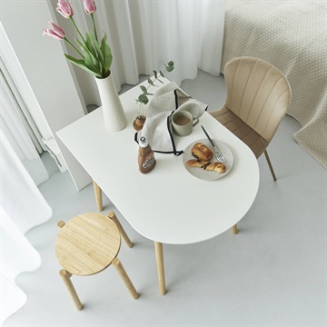 ミニマルダイニングテーブル