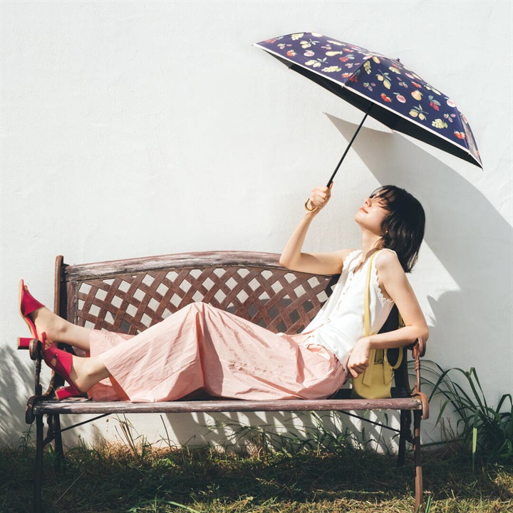 【because】PUフルーツプリント 折り畳み傘 晴雨兼用