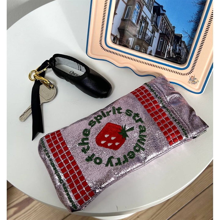 【Casselini】刺繍サングラスケース