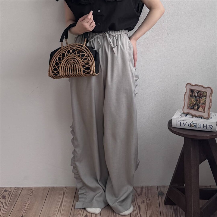 【POU DOU DOU】サイドフリルイージーパンツ(391L/GRAY)