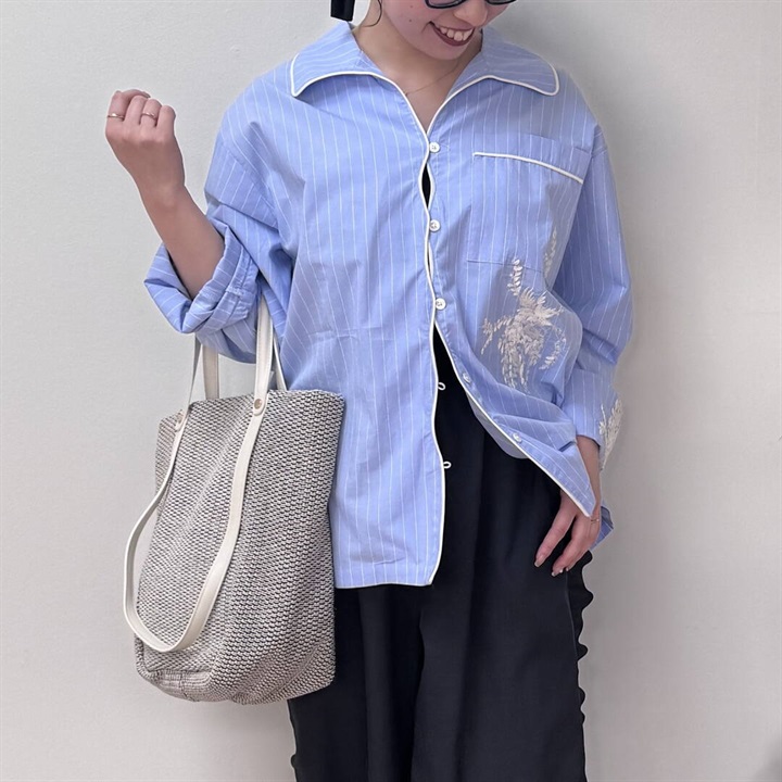 【alee】刺繍ストライプ 前開き 長袖シャツ