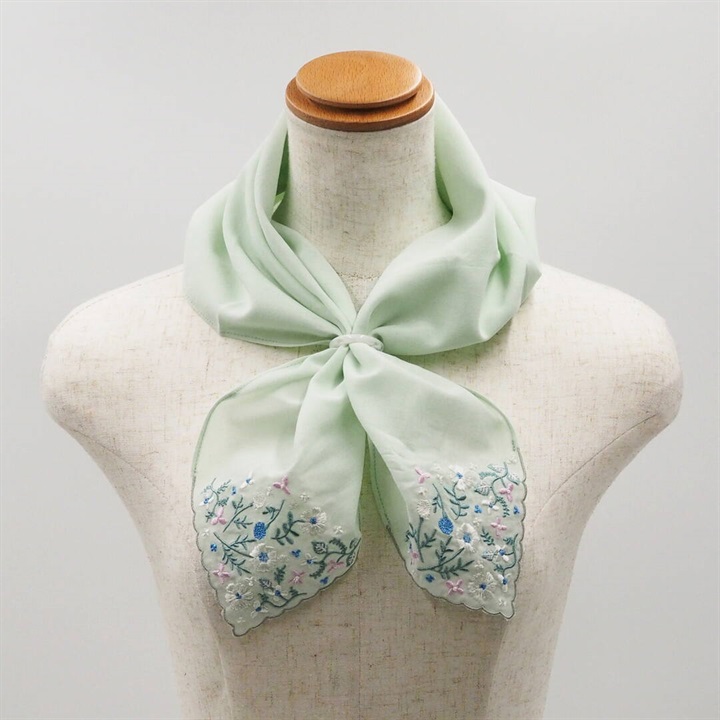 【Lune jumelle】クリアポーチ付き 刺繍スカーフ