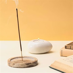 【artipur COTTAGE】ストーンインセンスプレート(ベージュ)