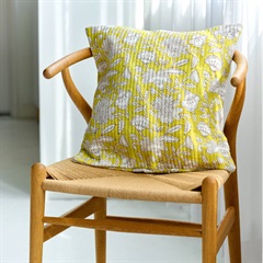 【shesay】ブロックプリントのクッション(ドローフラワー)