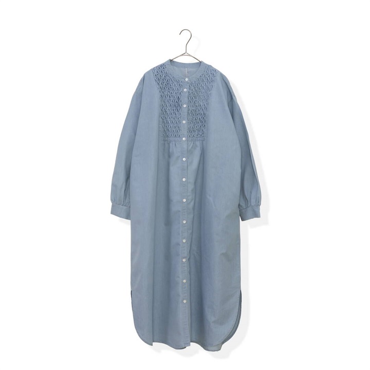 Noia 5.5ozデニム スモッキング 前開き 長袖ワンピース